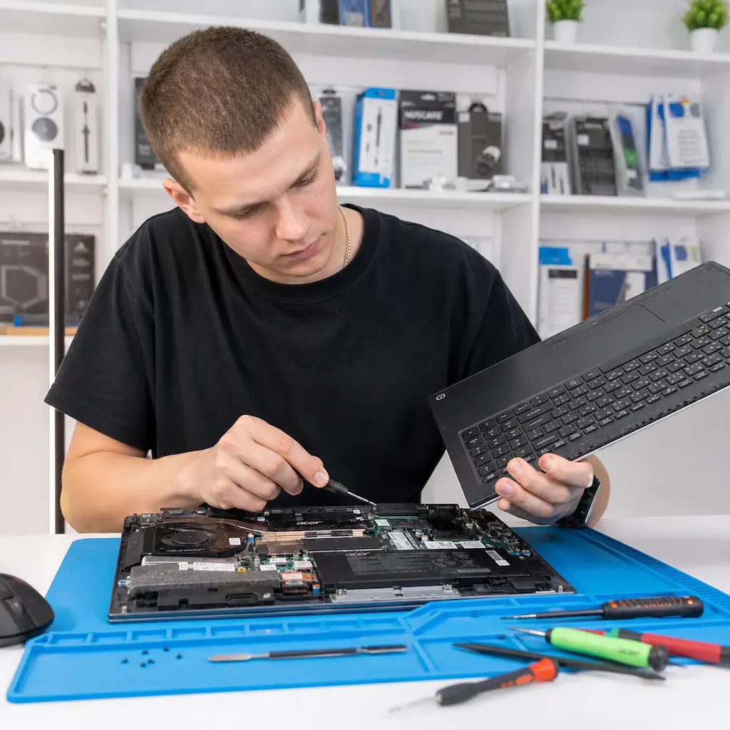 заменить клавиатуру на ноутбуке Acer в Коркино