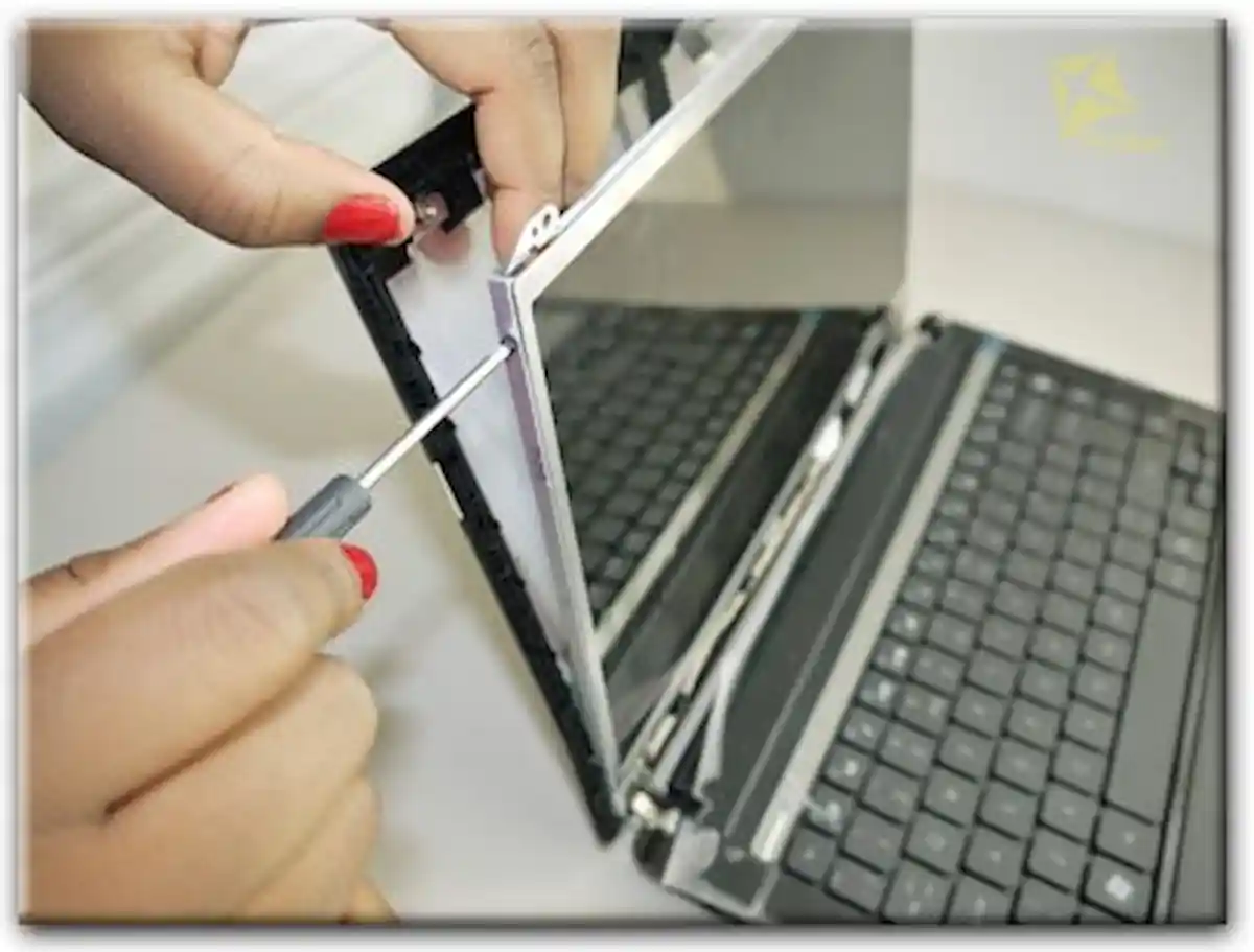 Замена экрана ноутбука Packard Bell в Коркино