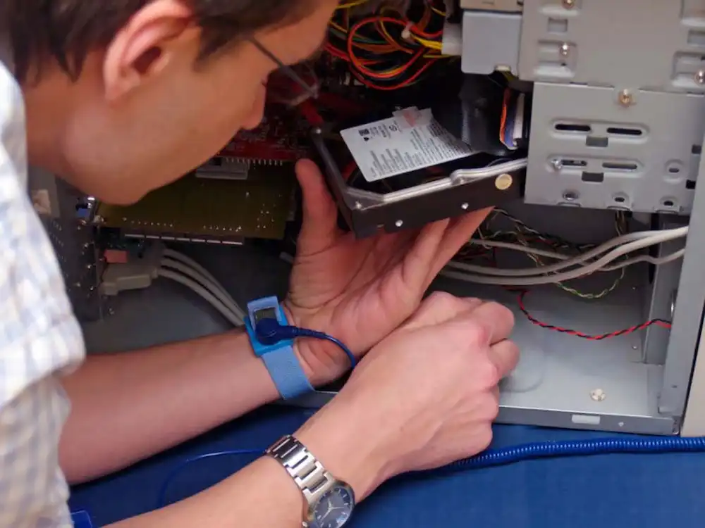 Замена и установка HDD в Коркино